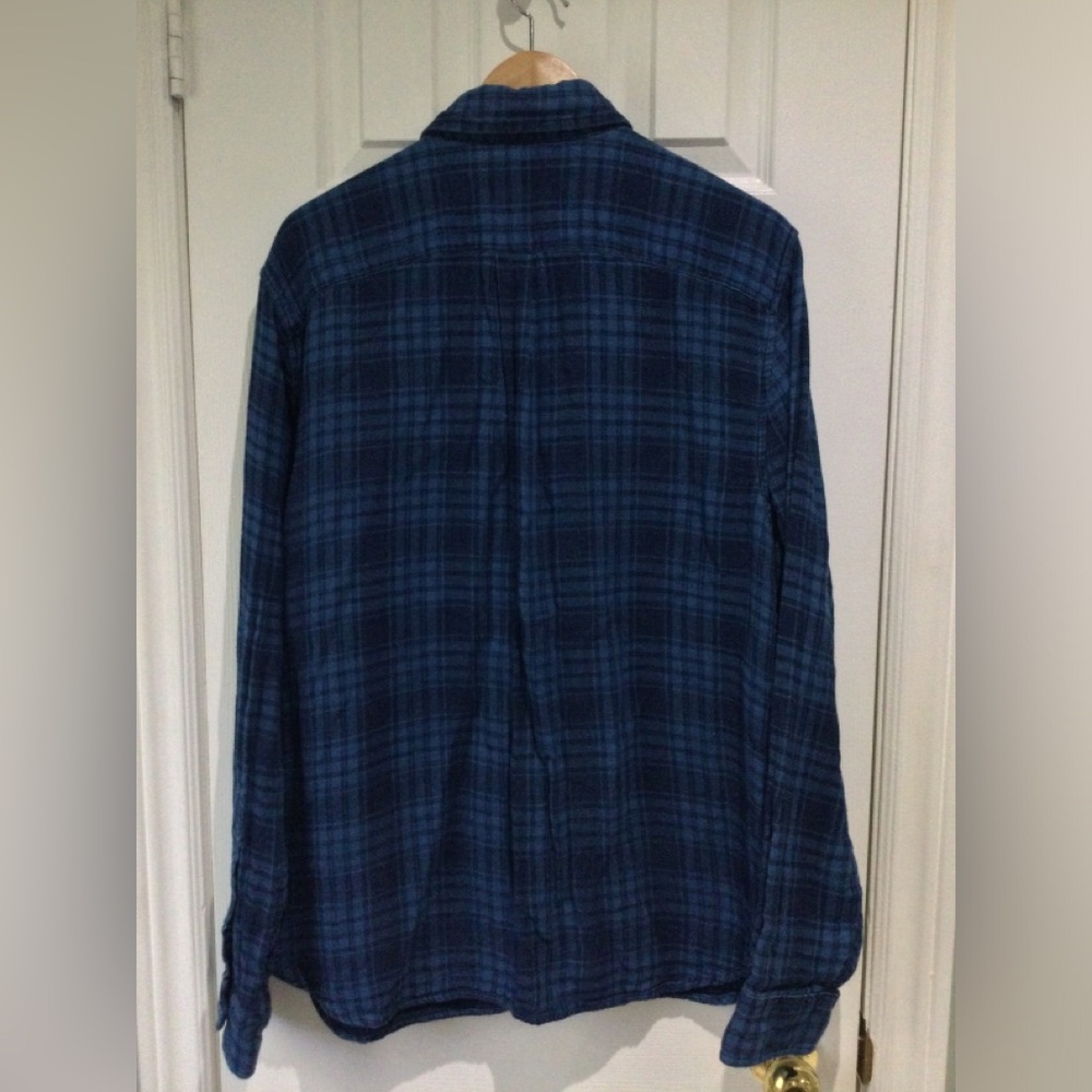 Arbercrombie & Fitch Flannel Blue Button Down Shirt with Collar - Picture 6 of 6